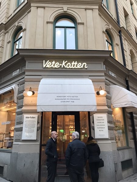 ストックホルムで最も有名な老舗ベーカリーVete-Katten！絶品セムラを絶対食べて！お店の外観